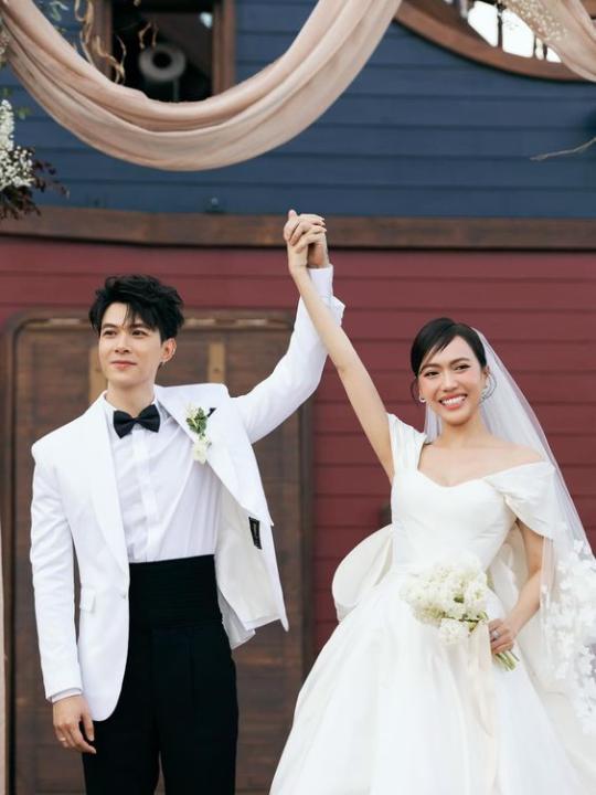 Cách chọn suit giúp bạn trở nên đẹp trai như chú rể Anh Tú Cách chọn suit giúp bạn trở nên đẹp trai như chú rể Anh Tú